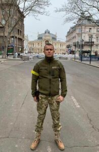 Plug gets pulled on Khazarian mafia fraudulent financial system Colonel-of-the-Armed-Forces-of-Ukraine-%E2%80%98Andrey-Kislovsky-196x300
